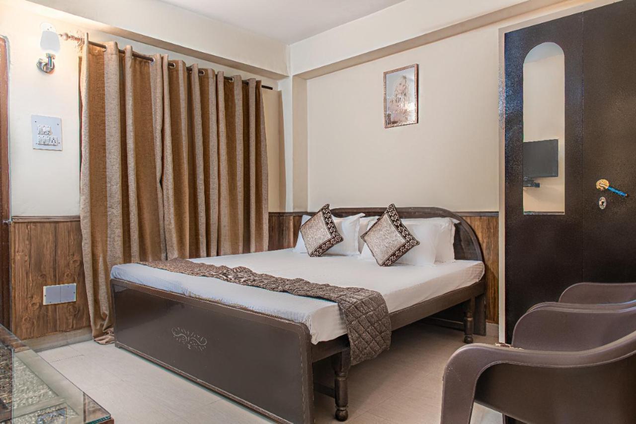 Pine Villa Kasauli Exterior foto